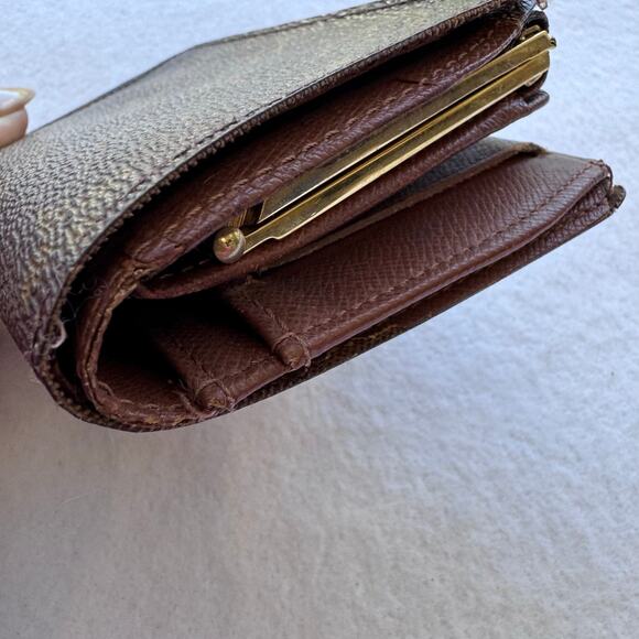 Louis Vuitton Monogram Wallet Brown Bifold Snap Closure Vintage LV 5.5”x4” - Picture 8 of 11